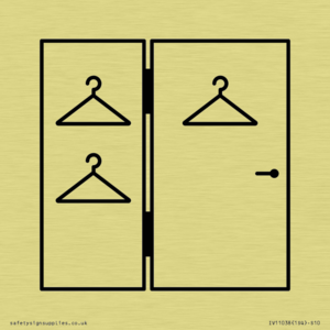 I065 Large Changing room